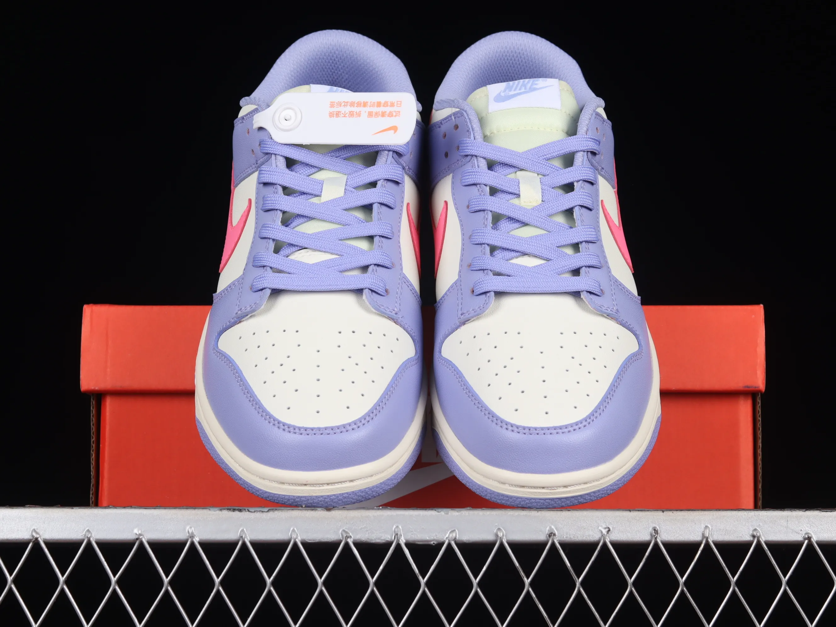 All categories Nk SB Dunk series Nk SB Dunk Low low-top sneakers N version Nk SB Dunk Low white, blue and pink color SB smashed backboard fashion casual sneakers DD1503-500